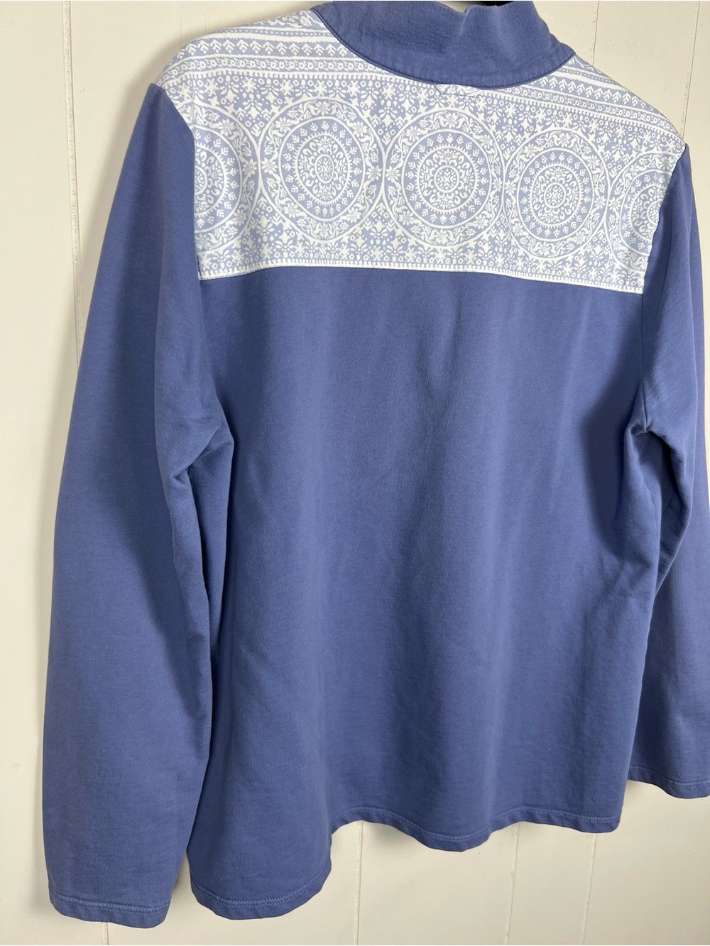 Brooks Brothers Pullover Cornflower Blue Patterned Accents Gold Snap Buttons - Picture 7 of 13